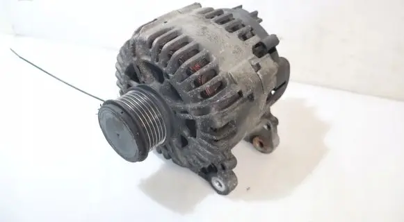 Audi A4 S4 B7 8E 8H Generator/alternator 2542898D