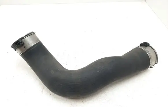 BMW 5 F10 F11 Intercooler hose/pipe 7810615 781061502 11279412