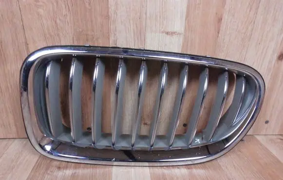 BMW 5 F10 F11 Front bumper upper radiator grill 7336477 51137336477