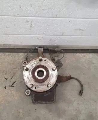 KIA Ceed Front wheel hub