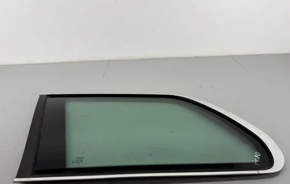 Volvo XC90 Rear side window 43R001582