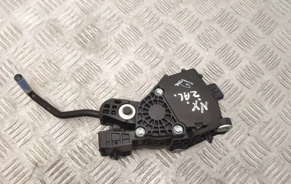 Lexus NX Accelerator throttle pedal 7811042071 2701001080
