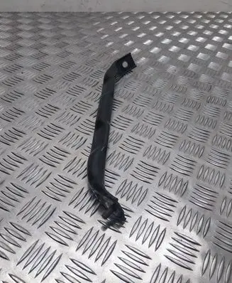 Radiator support slam panel bracket