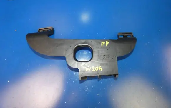 Mercedes-Benz C AMG W204 Front bumper mounting bracket A2048850416