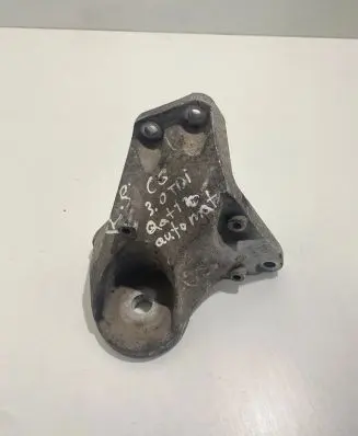 Audi A6 S6 C6 4F Gearbox mounting bracket 4F0399113B