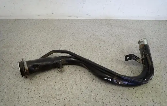 Suzuki Alto Fuel tank filler neck pipe 