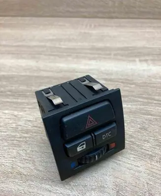 BMW 3 E90 E91 Hazard light switch 6945652