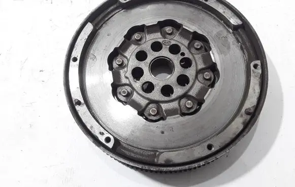 Renault Trafic III (X82) Dual mass flywheel 123107183R