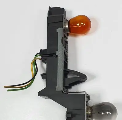 Volvo S70 V70 V70 XC Tail light bulb cover holder 