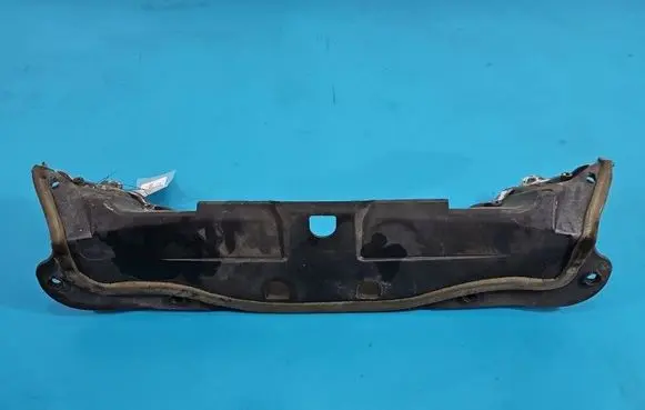 BMW X6 E71 Center/middle under tray cover 7169422 IMPRK1542531