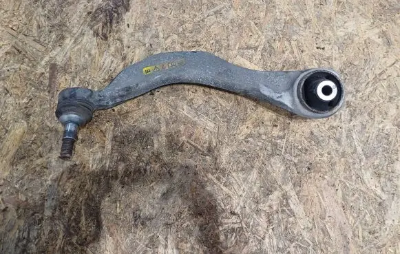 BMW 5 F10 F11 Front control arm En608276