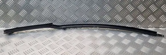 Volkswagen Golf IV Rear door windshield rail 1J9839408D