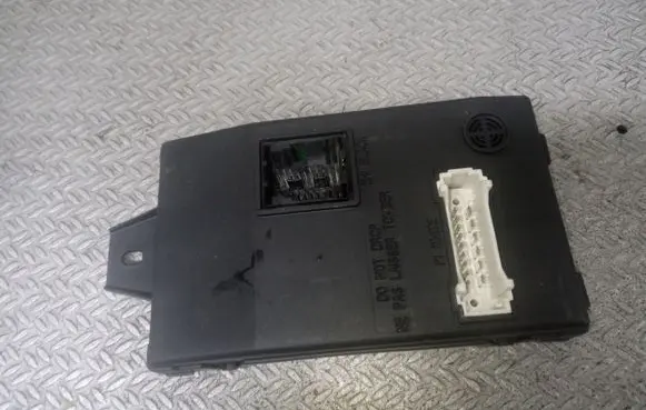 Renault Thalia II Comfort/convenience module 8200249128A