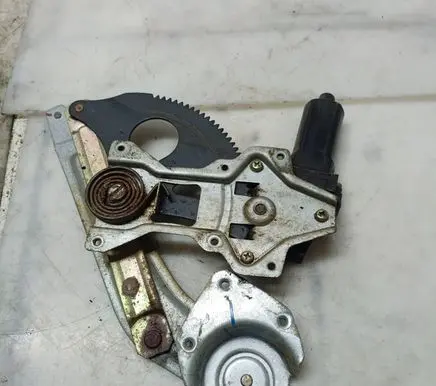 Hyundai Galloper Rear door window regulator with motor 