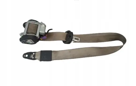 Audi Q7 4L Front seatbelt