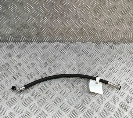 BMW 8 G14 Fuel line pipe 8635511