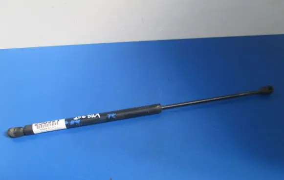 Opel Astra G Shock absorber/damper mounting bracket 