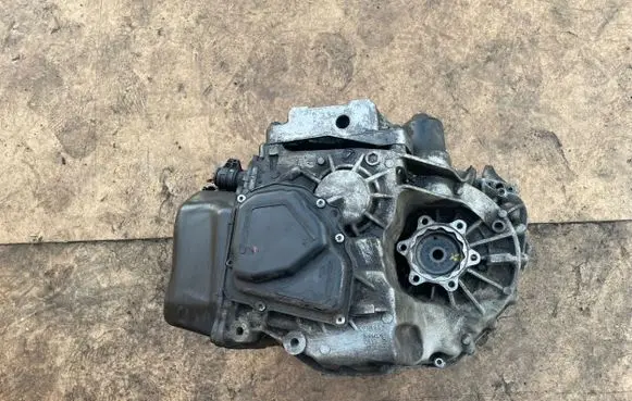 Volkswagen Touran I Manual 5 speed gearbox AlSiCu3