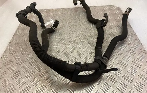 Nissan Qashqai Engine coolant pipe/hose