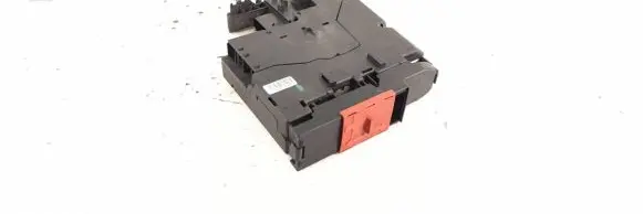 Mercedes-Benz C W204 Fuse box set 2075402750 A2075402750