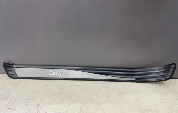 BMW 5 E60 E61 Front sill trim cover 7034303 22339910