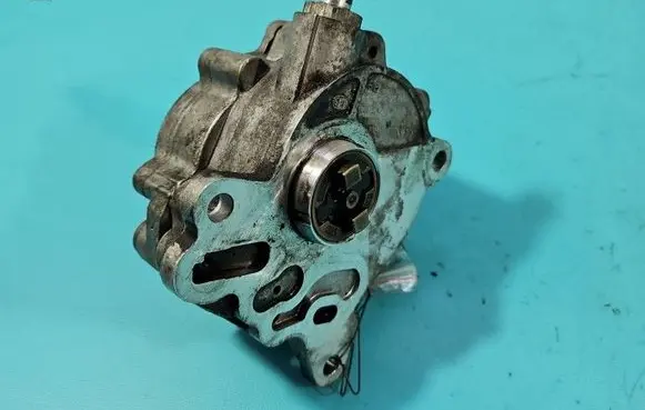 Volkswagen Touran I Vacuum pump 03G145209C IMPRK1545937