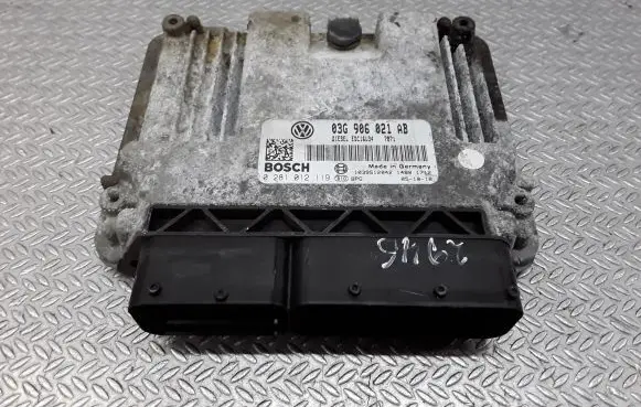 Volkswagen PASSAT B6 Engine control unit/module 03G906021AB 0281012119