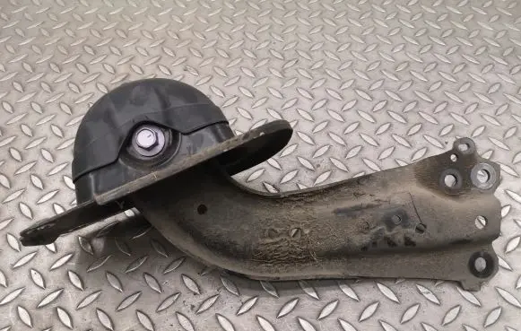 Rear upper control arm/wishbone