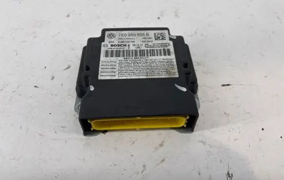 Volkswagen Caddy Airbag control unit/module 7E0959655B 0285010798
