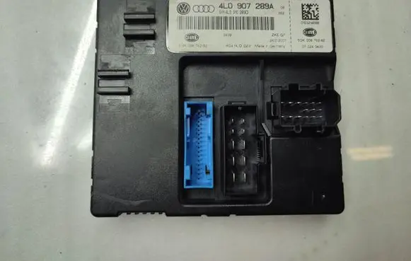 Audi Q7 4L Comfort/convenience module 4L0907289A