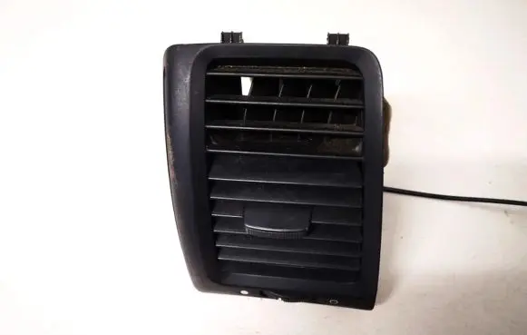Honda Accord Dash center air vent grill e6165131500 e616-5131-500