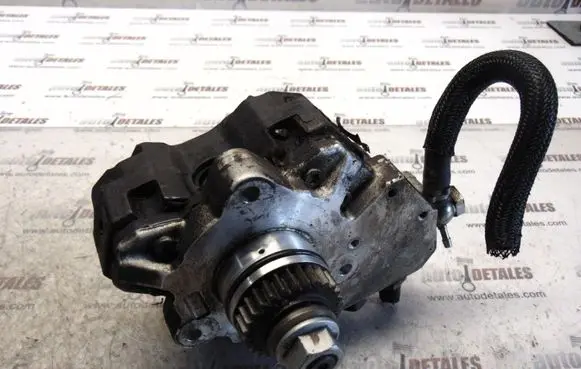 Mitsubishi Colt Fuel injection high pressure pump A6400700601