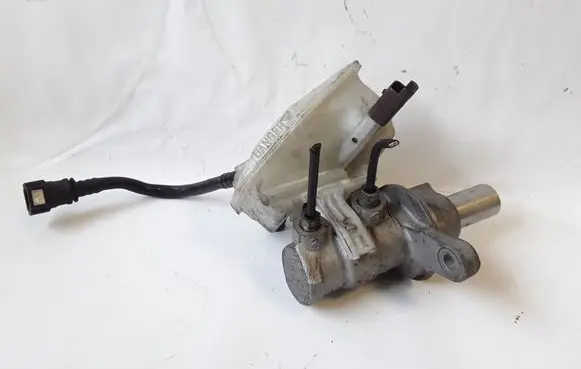 Citroen C4 I Master brake cylinder 0204051007