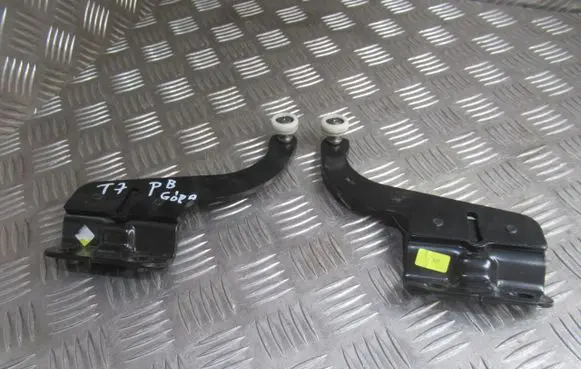 Volkswagen Transporter - Caravelle T7 Engine mount bracket 