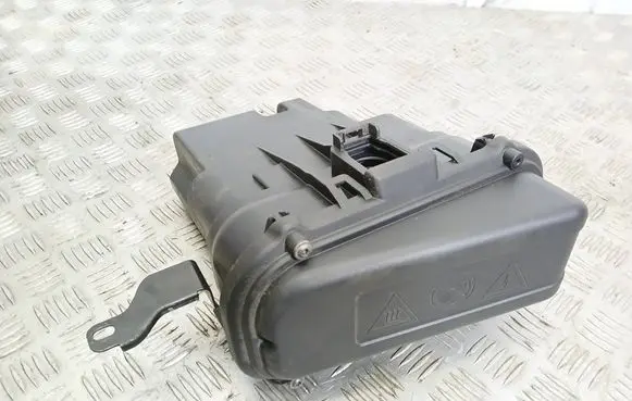 BMW 5 F10 F11 Engine control unit box 