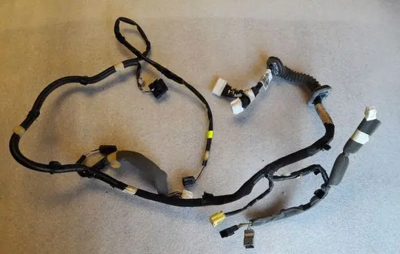 Renault Kadjar Front door wiring loom 241251894R