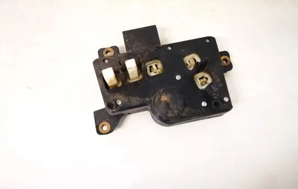 Land Rover Discovery 3 - LR3 Seat control switch pa66gf15