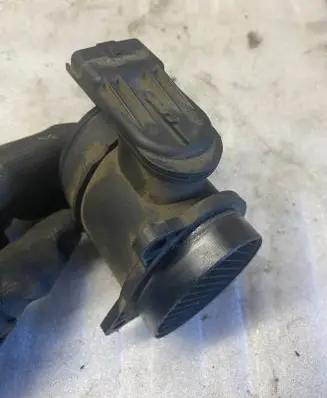 Citroen C4 I Mass air flow meter 72834204 9650010780