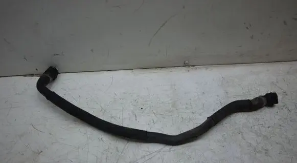 BMW X5M E70 Engine coolant pipe/hose 8377671
