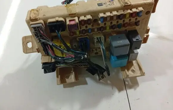 Fuse box set