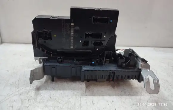 Mercedes-Benz CLS C218 X218 SAM control unit 2129060205