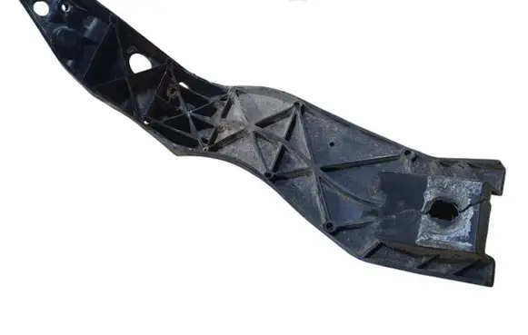 Audi A4 S4 B6 8E 8H Fender mounting bracket 8E0821137B