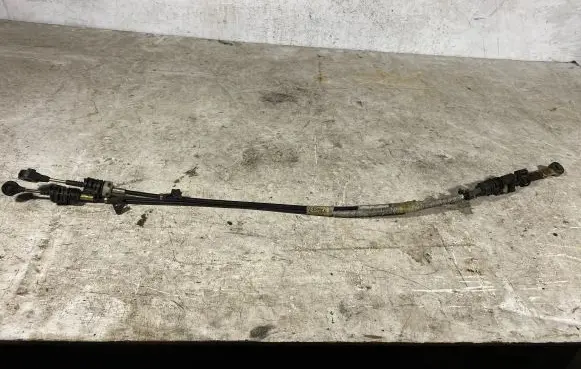 Ford Mondeo Mk III Gear shift cable linkage