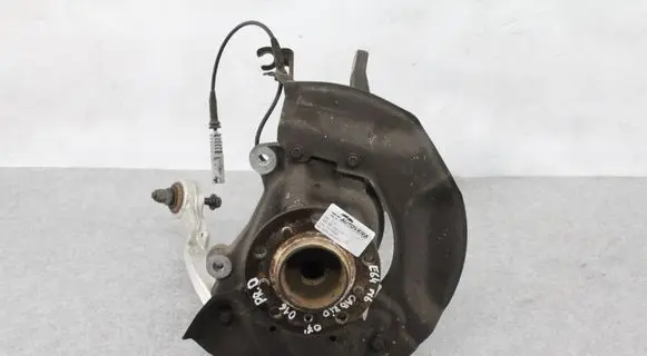 BMW M6 Front wheel hub spindle knuckle 2282890 31212282890 2348048