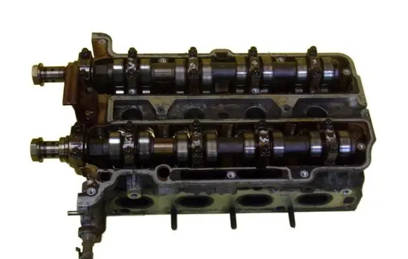 Opel Corsa E Engine head 55562229 B14XEJ
