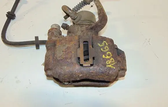 Ford Mondeo MK II Rear brake caliper 1478335 R93BX2552AE 6669770