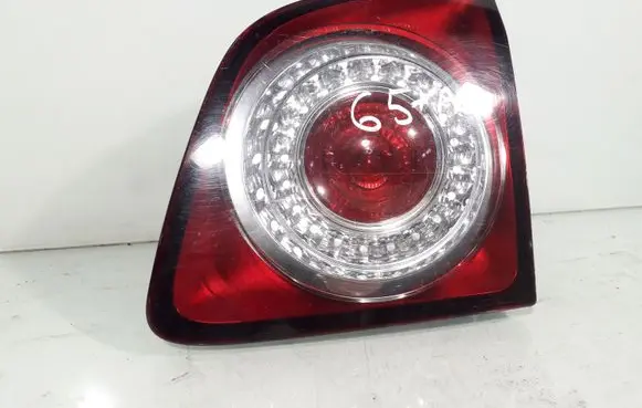 Volkswagen Golf Plus Tailgate rear/tail lights 5M0945094L