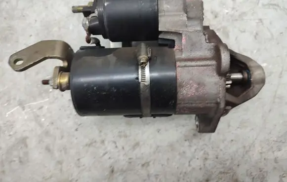 Audi A4 S4 B6 8E 8H Starter motor