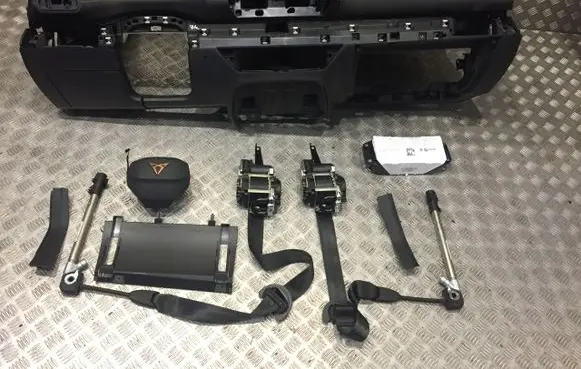 Cupra Born Dashboard 