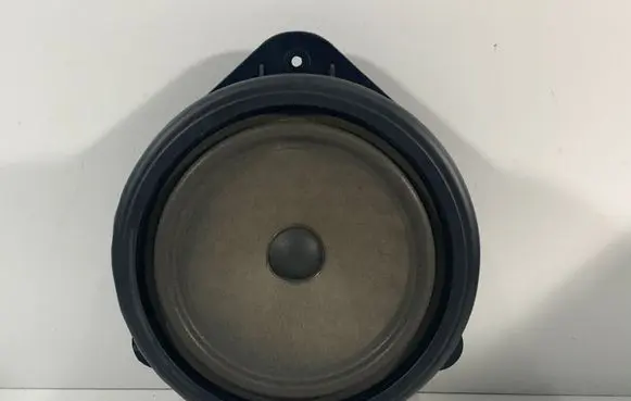 Audi A3 S3 A3 Sportback 8P Front door speaker 8P0035411